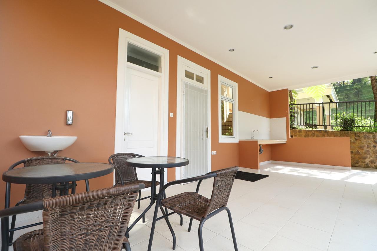 Diyar Villas Puncak M4/12 Exterior photo