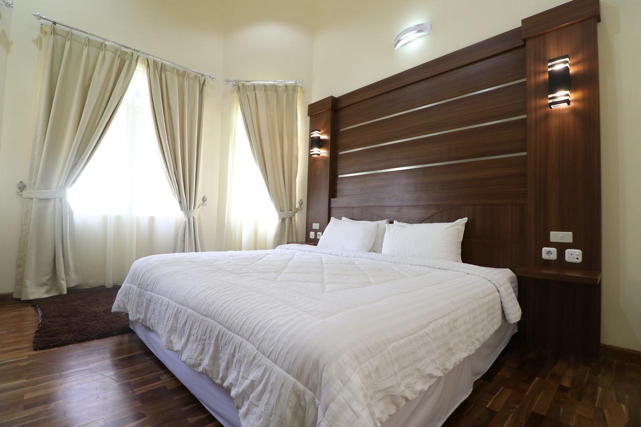 Diyar Villas Puncak M4/12 Exterior photo